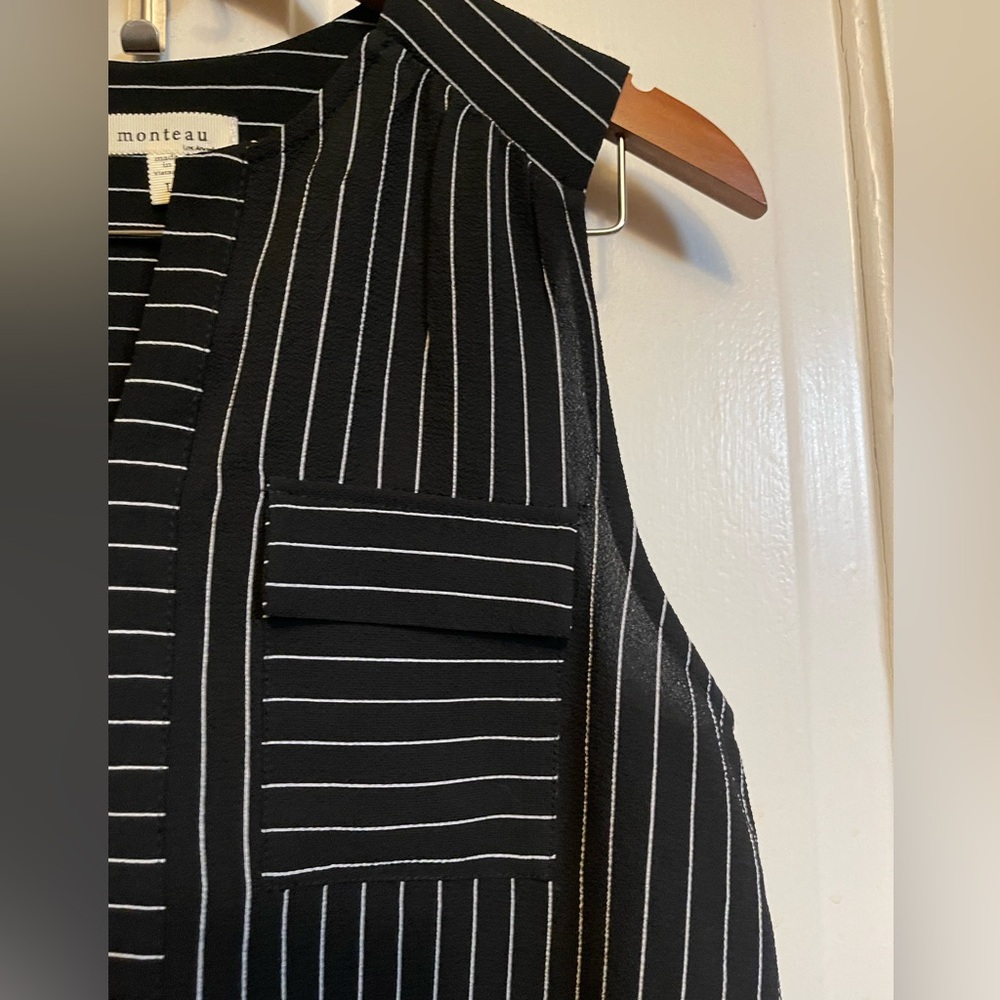 🖤 NWOT Monteau Black and White Halter Striped Blouse